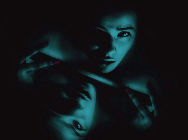 vitaliy-shevchenko-OVIYaHyLjsQ-unsplash edit turquoise